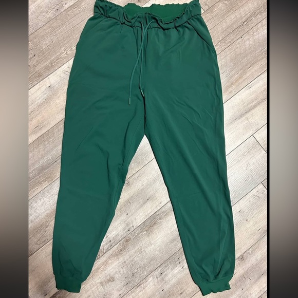 NEW Lululemon Stretch High-Rise Jogger Full Length Cuffed Everglade Green Size 8 - Picture 14 of 14